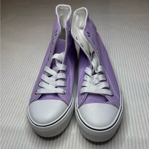 Stylish High Top Purple Canvas Sneakers